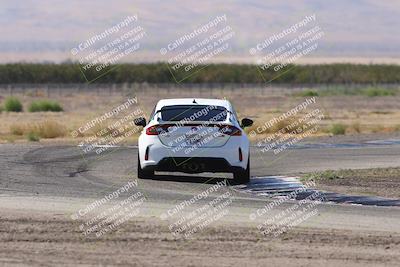 media/Oct-04-2025-OnGrid (Sat) [[44bd565ffa]]/Purple Group/Grapevine/